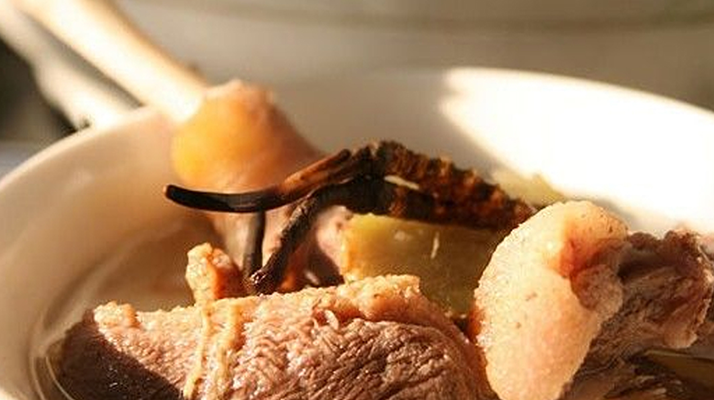 怎么燉冬蟲夏草湯好喝？掌握 3 個關(guān)鍵，湯鮮營養(yǎng)不浪費(fèi)